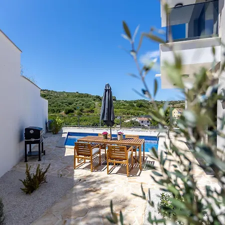 Blue Chill Apartment Sutivan
